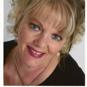 Meet your Posher, Teresa